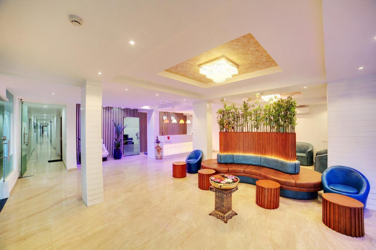 The Liverpool Blue Hotels Bangalore Dış mekan fotoğraf