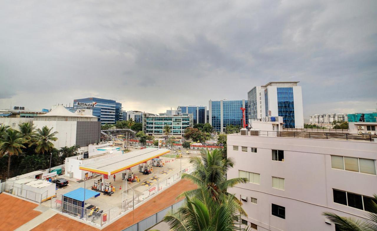 The Liverpool Blue Hotels Bangalore Dış mekan fotoğraf