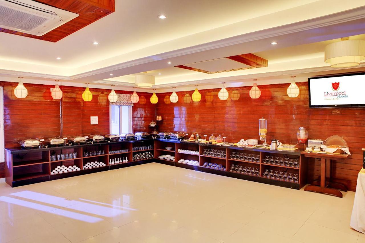 The Liverpool Blue Hotels Bangalore Dış mekan fotoğraf