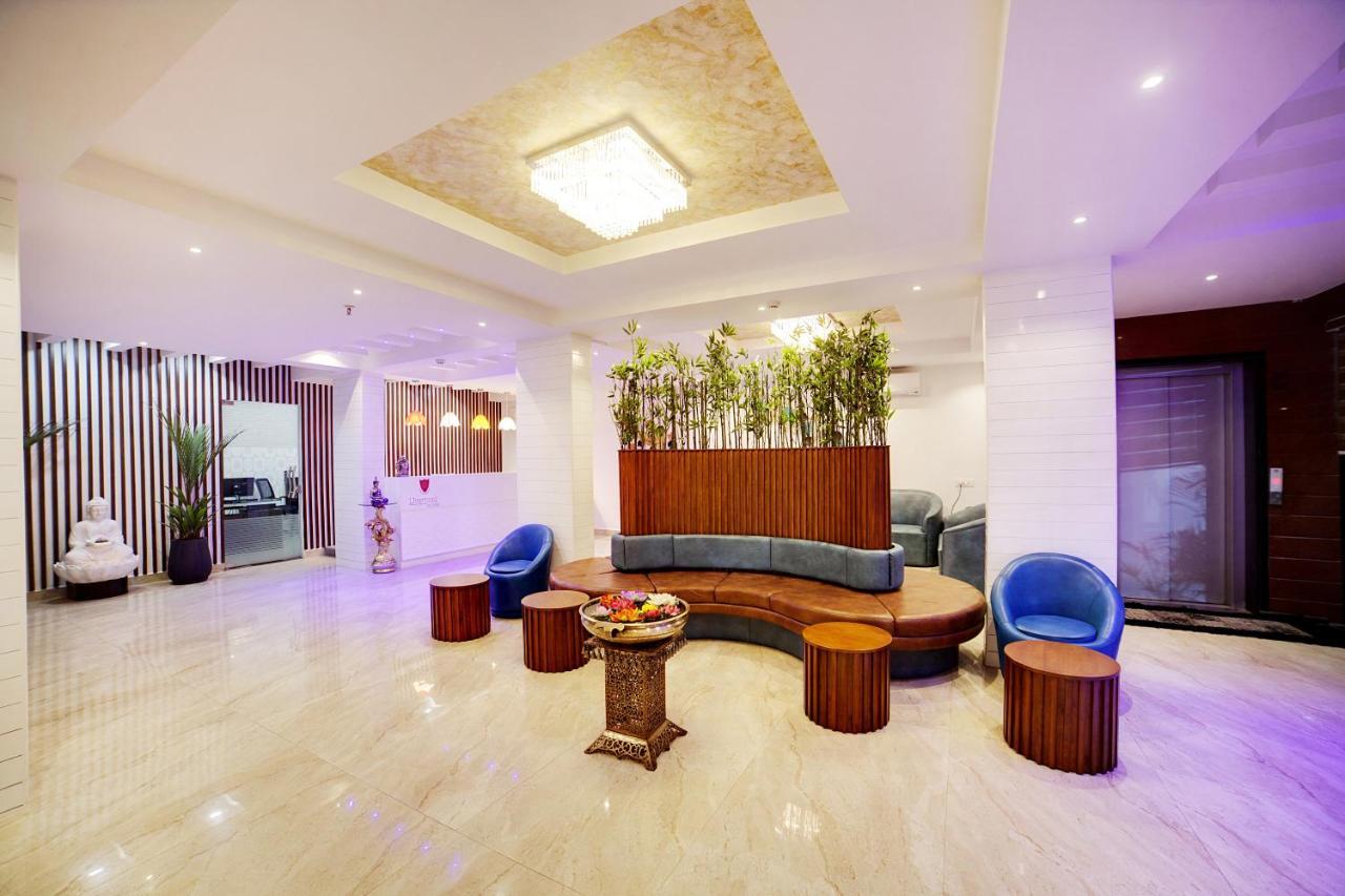 The Liverpool Blue Hotels Bangalore Dış mekan fotoğraf