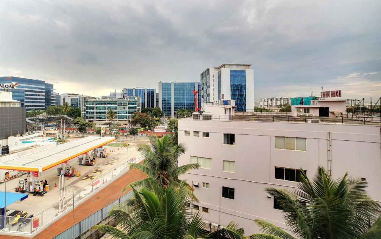 The Liverpool Blue Hotels Bangalore Dış mekan fotoğraf